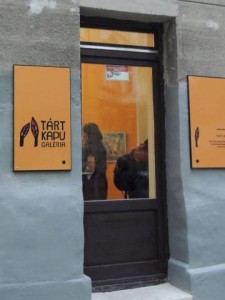 Tárt Kapu Galéria