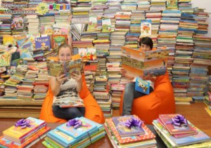 Gyógyító Mesedoktorok 2014-es könyvgyűjtése