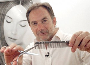 Zsidró Tamás hajszobrász