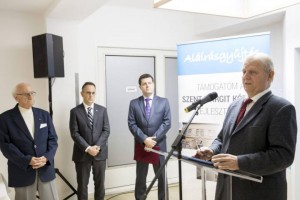 Kórházfejlesztő felszólalók