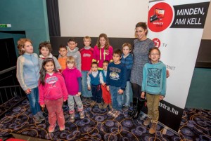 Czippán Anett sok gyerekkel