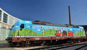 MÁV gyermekrajzok a TRAXX mozdonyon