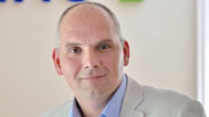 Dr. Zlinszky János igazgatósági tag