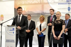 Loppert, Tokaji, Romanek, Völner és Mosóczi a moderátorral