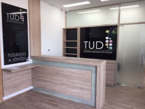Tudásközpont belül