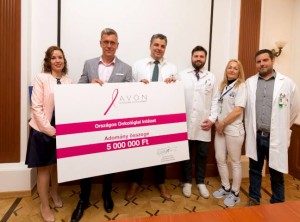 AVON adomány az OOI-nek