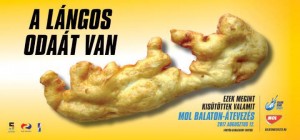 A lángos odaát van