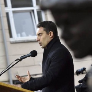 Vona Gábor a Corvin közben