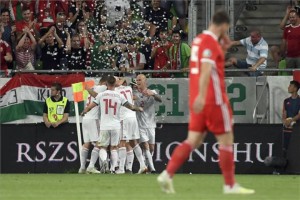 Gólöröm az Üllői úton